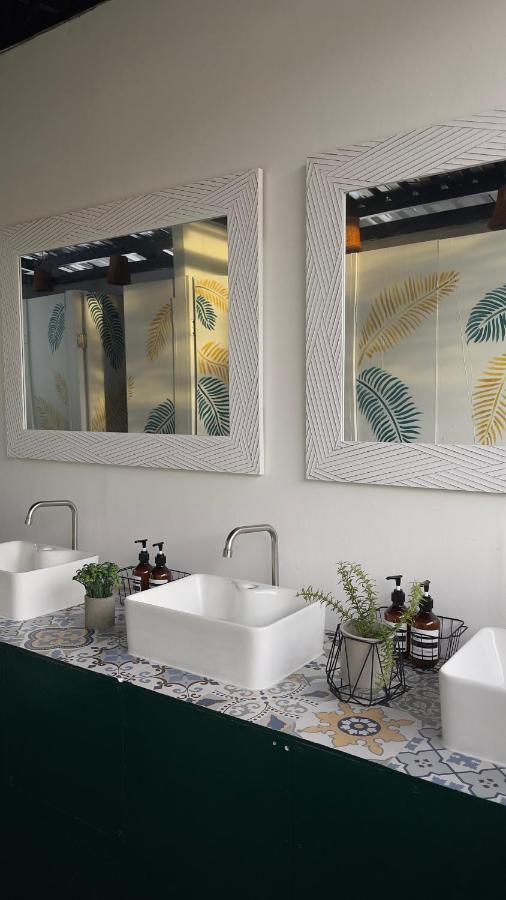 Lartista Hostel Пуэрто-Принцеса Экстерьер фото